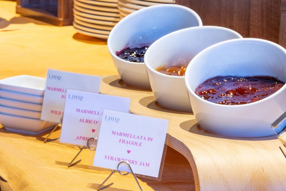 Luna Wellness Hotel フォルガリダ エクステリア 写真