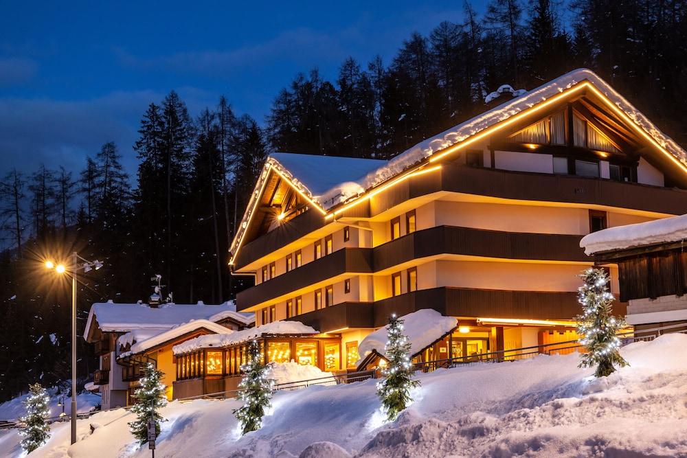 Luna Wellness Hotel フォルガリダ エクステリア 写真